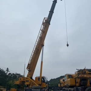 高空作业车